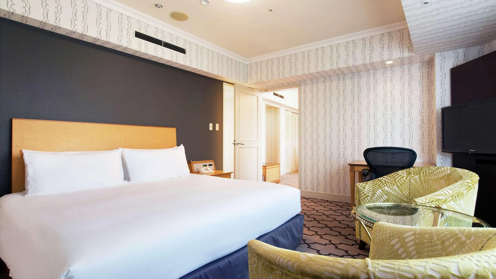 Hilton Tokyo Narita Airport Hotell 5*,