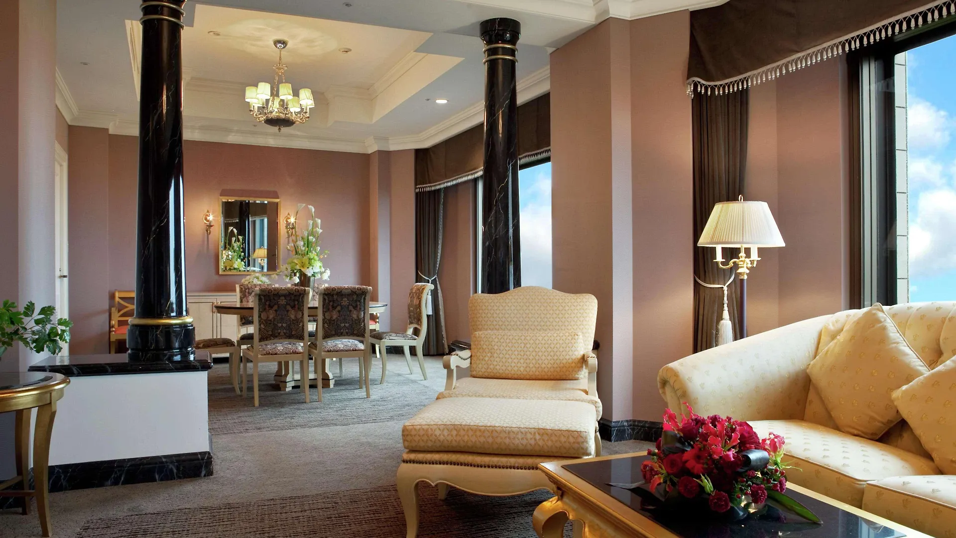 Hotel Hilton Tokyo Narita Airport 5*,